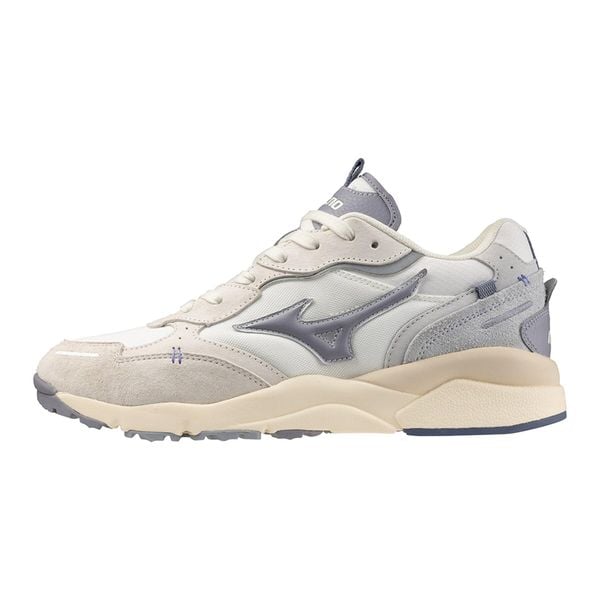 Buty Mizuno Sky Medal ß. Białe obuwie do biegania damskie Mizuno. Za 469.99 zł.