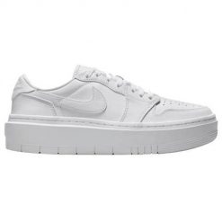 Buty do chodzenia męskie Nike Air Jordan 1 Elevate Low. Białe buty sportowe na co dzień męskie Nike, z gumy, bez zapięcia, do koszykówki, Nike Air Jordan. Za 549.99 zł.