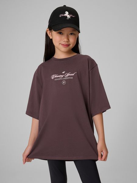 4F T-shirt loose z nadrukiem dziewczęcy - fioletowy 134/140 (8-10 lat). Fioletowe koszulki dziewczęce 4f, bez wzorów, z bawełny, bez ramiączek. Za 59.99 zł.