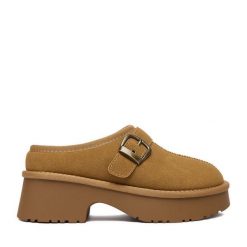 Klapki JENNY. Brązowe klapki damskie Jenny, bez wzorów, bez obcasa. Za 149.99 zł.