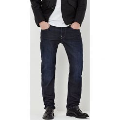 Dżinsy "Attacc" - Straight fit - w kolorze granatowym. Niebieskie jeansy męskie G-Star. W wyprzedaży za 285.95 zł.