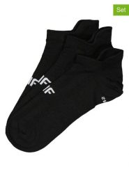 4F Skarpety (3 pary) w kolorze czarnym rozmiar: 39-42. Czarne skarpetki męskie 4f, bez wzorów. Za 23.95 zł.