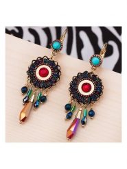 LA CHIQUITA Pozłacane kolczyki z kryształami rozmiar: onesize. Żółte kolczyki damskie LA CHIQUITA, z kryształem, pozłacane. Za 135.49 zł.