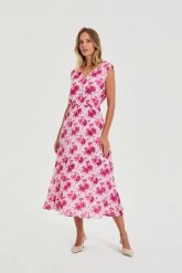 Sukienka midi w kwiaty różowa. Czerwone sukienki damskie MOODO, l, bez wzorów, z poliesteru, bez kołnierzyka, bez ramiączek, midi. Za 179.99 zł.