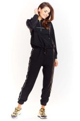 Czarna Krótka Bluza z Kapturem z Błyszczącą Tasiemką. Czarne bluzy z kapturem damskie Infinite You, l, z bawełny. Za 194.90 zł.