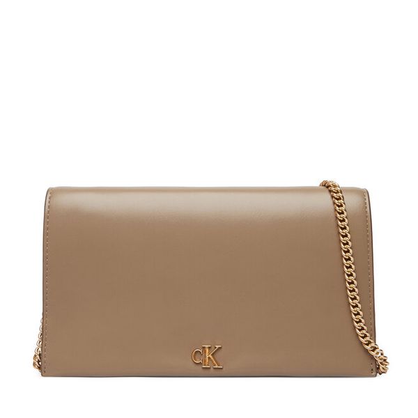 Torebka Calvin Klein. Brązowe listonoszki damskie CALVIN KLEIN, bez wzorów, bez dodatków. Za 409.99 zł.