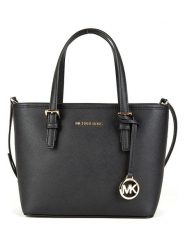 Michael Kors Skórzana torebka w kolorze czarnym - 27 x 19 x 10 cm rozmiar: onesize. Czarne torebki klasyczne damskie Michael Kors, bez wzorów, z materiału, bez dodatków. Za 1,032.28 zł.