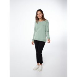Bluza damska Protest NXGCAMELLE sweatshirt. Zielone bluzy bez kaptura damskie Protest. W wyprzedaży za 135.00 zł.