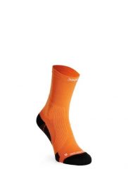 Skarpety biegowe X-Socks Trailrun Perform Crew. Brązowe skarpetki męskie X-Socks, bez wzorów, z materiału. Za 119.99 zł.