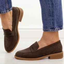 D.Brązowe mokasyny damskie M.Daszyński 2398-4. Brązowe mokasyny damskie M.Daszyński, z jeansu. Za 159.00 zł.