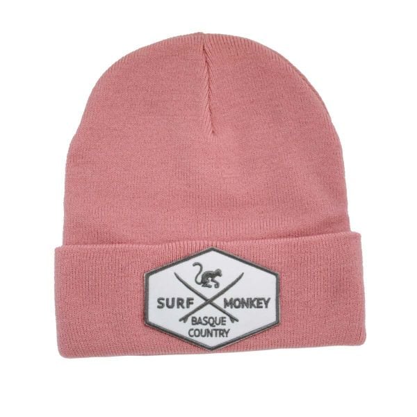 Czapka dzianinowa – czapka z recyklingu – rozmiar uniwersalny – (różowa). Czerwone czapki zimowe damskie SURF MONKEY, z dzianiny. Za 139.95 zł.