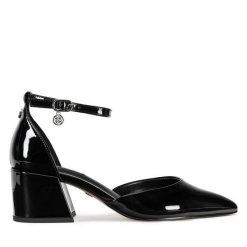 Czółenka Nine West. Czarne czółenka damskie Nine West, bez wzorów, bez obcasa. Za 159.99 zł.