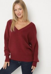 Bordowy Sweter z Kaszmirem z Dekoltem w Serek Plenae. Czerwone swetry klasyczne damskie Born2be, uniwersalny, z kaszmiru, bez kołnierzyka. Za 129.99 zł.