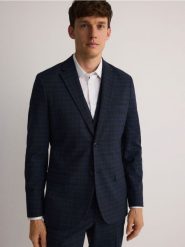 Marynarka slim fit z wiskozą - granatowy. Niebieskie marynarki męskie Reserved, bez wzorów, z tkaniny. W wyprzedaży za 279.99 zł.