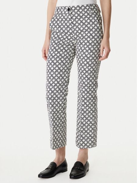 Marella Spodnie materiałowe Classi 2615131201 Czarny Slim Fit. Czarne spodnie materiałowe damskie Marella, bez wzorów, z bawełny. Za 499.99 zł.