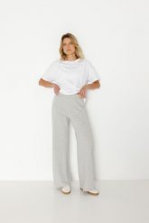 SPODNIE JESS SZARY MELANŻ L - Flawless. Szare spodnie dresowe damskie Flawless, l, z gumy. Za 319.00 zł.