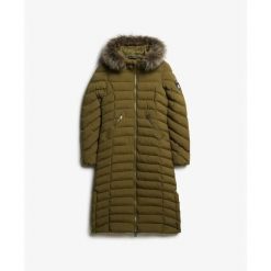 Długa kurtka z kapturem z sztucznego futra dla kobiet Superdry Fuji. Zielone kurtki damskie Superdry., na zimę, l, z aplikacjami, z puchu, z kapturem. Za 729.25 zł.