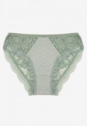 Zielone Majtki Figi w Paski Ozdobione Koronką Ilumoria. Zielone figi damskie Born2be, l, bez wzorów, z bawełny. Za 4.99 zł.