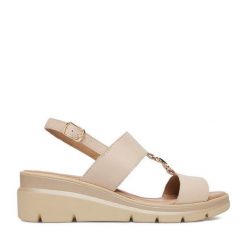 Sandały Lasocki. Brązowe sandały damskie Lasocki, bez wzorów, bez obcasa, na koturnie. Za 179.99 zł.