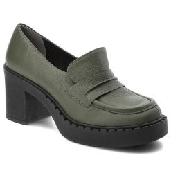 Zielone Półbuty Armodo Modne Obuwie Damskie. Zielone półbuty damskie Armodo, bez wzorów, z jeansu, eleganckie, bez obcasa. Za 329.00 zł.