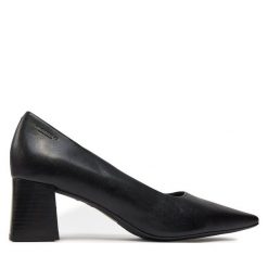 Czółenka Vagabond Shoemakers. Czarne czółenka damskie Vagabond Shoemakers, bez wzorów, bez obcasa. Za 319.99 zł.