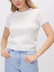 Sweter z ażurowym wzorem - kremowy. Białe swetry klasyczne damskie Reserved, l, z bawełny, bez kołnierzyka. Za 89.99 zł.