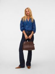 Vero Moda Bluzka w kolorze granatowym rozmiar: XL. Niebieskie bluzki damskie Vero Moda, xl, bez wzorów, bez kołnierzyka, bez ramiączek. Za 114.95 zł.