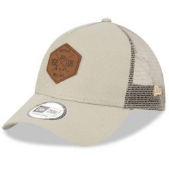 Czapka New Era A Frame Trucker. Brązowe czapki męskie New Era, bez wzorów, sportowe. Za 190.50 zł.