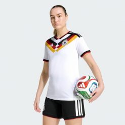 Koszulka podstawowa Germany 26 Women's Team. Białe bluzki damskie Adidas, l, bez wzorów, bez kołnierzyka. Za 439.00 zł.