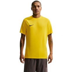Koszulka męska Nike Dri-Fit Park VIII. Żółte t-shirty sportowe męskie Nike, m, z poliesteru, bez ramiączek, na fitness i siłownię, dri-fit (nike). Za 66.99 zł.