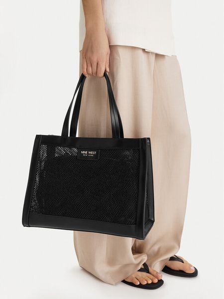 Nine West Torebka CEO-Wall Street Glow-KY319 Czarny. Czarne torebki klasyczne damskie Nine West, bez wzorów, z materiału, bez dodatków. Za 178.99 zł.