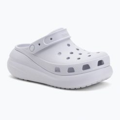 Klapki Crocs Classic Crush Clog. Fioletowe klapki damskie Crocs, bez wzorów, bez obcasa. Za 286.40 zł.