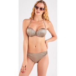 GÓRA OD BIKINI 1ESTRO Max Mara Leisure. Bikini damskie Max Mara Leisure, bez wzorów. Za 649.00 zł.