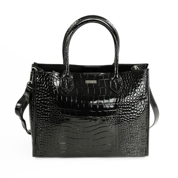 Elegancka skórzana torba damska tote Solier FL62 Silvana czarna. Czarne torebki klasyczne damskie bez wzorów, z lakierowanej skóry, lakierowane, bez dodatków. Za 299.00 zł.