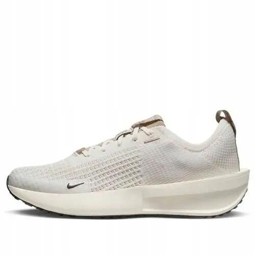 Buty do biegania damskie Nike Interact Run. Białe obuwie do biegania damskie Nike, do biegania. Za 407.00 zł.