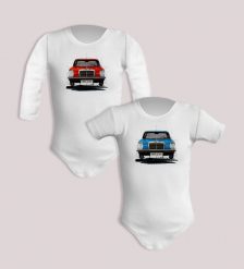 Mercedes-Benz — body (Rozmiar: 6M; Długość rękawa: krótki; Kolor nadruku: czerwony; Rodzaj nadruku: Mercedes-Benz). Czerwone body niemowlęce nikiniki, bez wzorów, z bawełny, bez ramiączek. Za 59.00 zł.