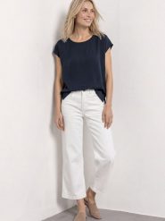 Street One koszulka z dekoltem Kobiety wiskoza niebieski, 40. Niebieskie t-shirty damskie Street One, bez wzorów, z wiskozy, bez kołnierzyka. Za 149.95 zł.