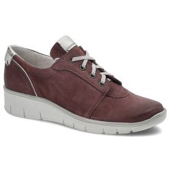 Półbuty damskie Pollonus, na niskim koturnie i ze skóry naturalnej, bordo Samuel srebro, 5-0902-031. Czerwone czółenka damskie Pollonus, bez wzorów, z nubiku, eleganckie, bez obcasa, na koturnie. Za 169.00 zł.
