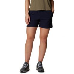 Damskie spodenki turystyczne Columbia Leslie Falls. Niebieskie szorty damskie Columbia, bez wzorów, z elastanu, sportowe. W wyprzedaży za 132.00 zł.