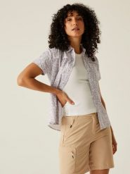 Regatta Koszula funkcyjna "Packaway" w kolorze biało-fioletowym rozmiar: 40. Białe koszule damskie Regatta, bez wzorów, z materiału, sportowe, bez kołnierzyka, bez ramiączek. Za 82.83 zł.