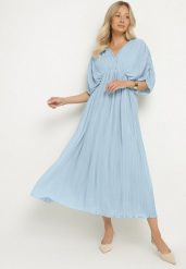 Niebieska Sukienka Rozkloszowana z Wiązaniem na Szyi o Luźnym Kroju Napila. Niebieskie sukienki damskie Born2be, na co dzień, l, bez wzorów, eleganckie, bez kołnierzyka, bez ramiączek, maxi, rozkloszowane. W wyprzedaży za 119.99 zł.