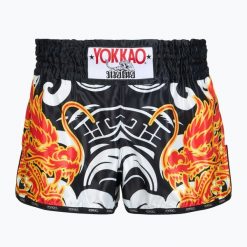 Spodenki treningowe męskie YOKKAO Dragon Muay Thai. Białe szorty męskie YOKKAO, z materiału, bez kołnierzyka. Za 289.99 zł.