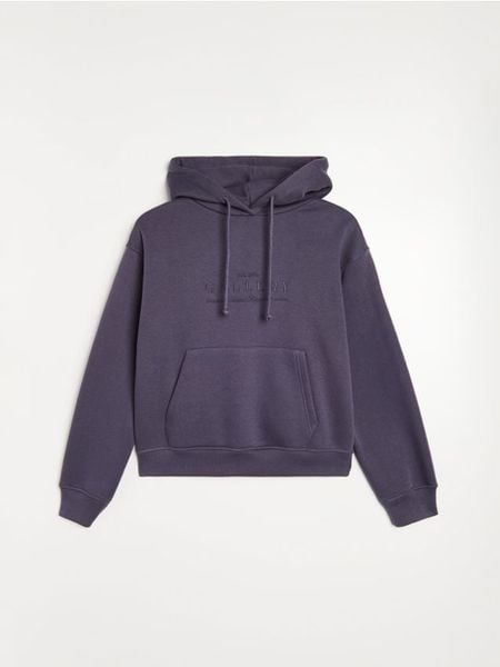 Dresowa bluza hoodie z kieszenią i haftowanym napisem - niebieski. Niebieskie bluzy bez kaptura damskie Sinsay, l, z dresówki. Za 39.99 zł.