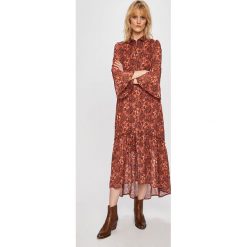 Vero Moda - Sukienka. Brązowe sukienki damskie Vero Moda, na co dzień, m, bez wzorów, z materiału, casualowe, bez kołnierzyka, bez ramiączek, mini, proste. W wyprzedaży za 179.90 zł.