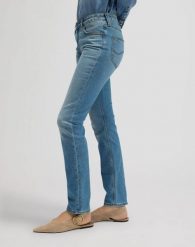 DAMSKIE SPODNIE LEE ELLY AIR FLOW 112376638. Spodnie materiałowe damskie Lee, bez wzorów, z jeansu. Za 219.99 zł.
