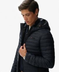 Superdry Kurtka Hooded Fuji Lite z recyklingowanego nylonu - slim. Niebieskie kurtki damskie Superdry., l, z aplikacjami, z nylonu. Za 515.90 zł.