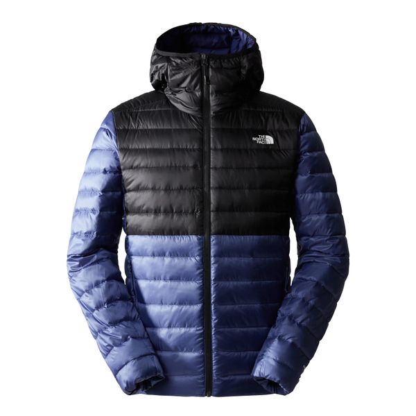 Kurtka Sportowa Z Kapturem The North Face Resolve Down. Czerwone kurtki treningowe męskie The North Face, bez wzorów, z puchu. Za 75.63 zł.