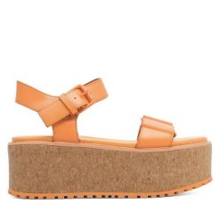 Sandały Lasocki. Brązowe sandały damskie Lasocki, bez wzorów, bez obcasa, na płaskiej podeszwie. Za 269.99 zł.