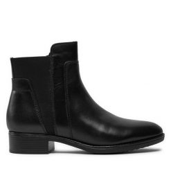Botki Geox. Czarne botki damskie Geox, bez obcasa, na płaskiej podeszwie, bez zapięcia. Za 459.99 zł.
