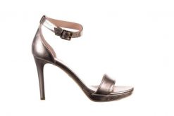 Sandały Bayla-056 9177-1484 Złoty, Skóra naturalna - 40. Żółte sandały damskie Bayla, bez wzorów, ze skóry, bez obcasa, na szpilce. W wyprzedaży za 134.10 zł.